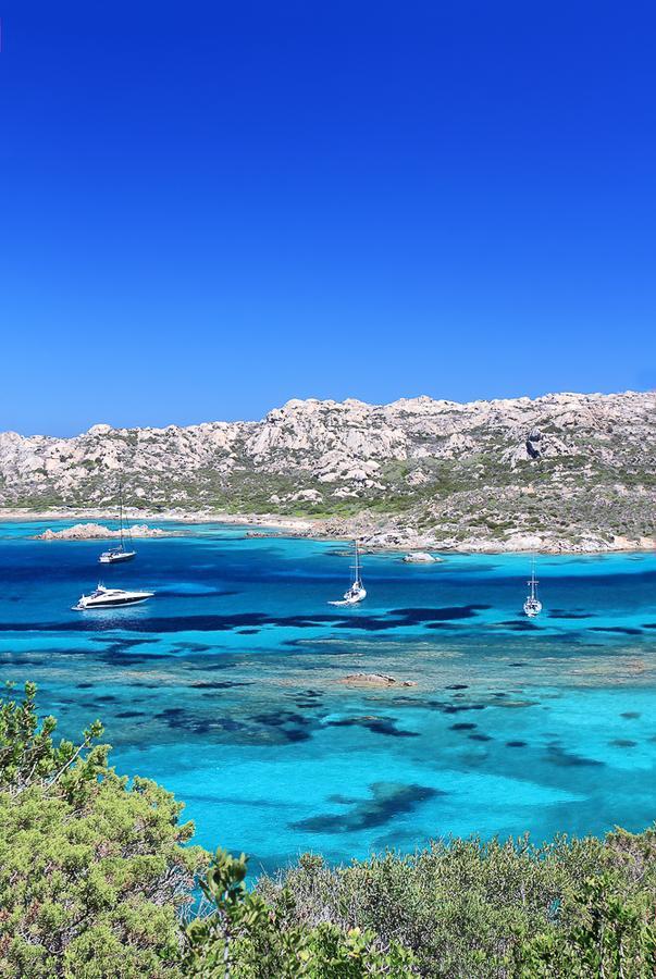 Touring Club Italiano - La Maddalena Hotel La Maddalena  Buitenkant foto